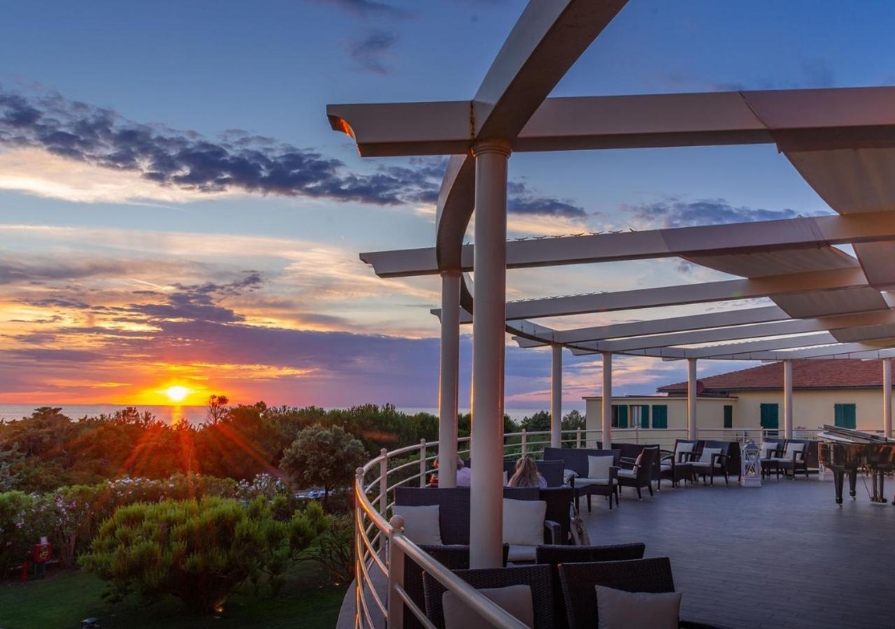 Tombolo Talasso Resort Marina di Castagneto Carducci Esterno foto