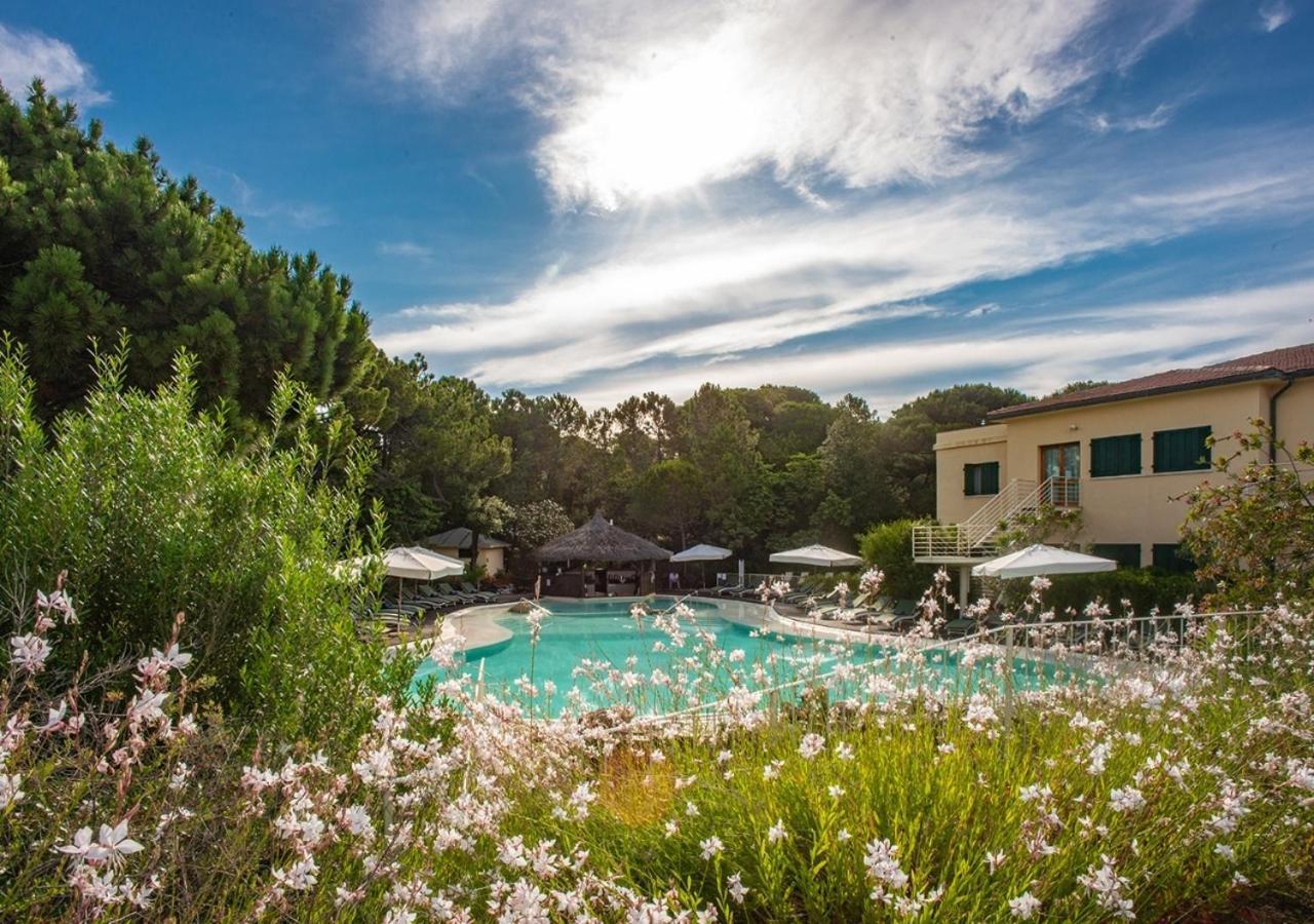 Tombolo Talasso Resort Marina di Castagneto Carducci Esterno foto